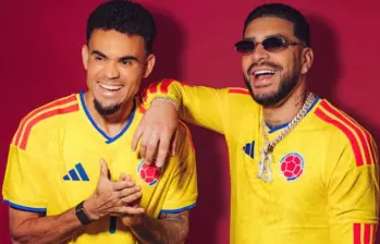 Lucho Díaz y Ryan Castro durante la entrevista con Billboard, en la que hablaron de orgullo, identidad colombiana y el sueño mundialista rumbo a 2026. Foto: Billboard