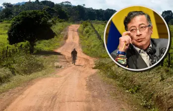 El programa fue anunciado en 2022 con el objetivo de invertir $8 billones en la construcción, mejoramiento y rehabilitación de 33.000 kilómetros de vías terciarias. Foto: Edwin Bustamante 