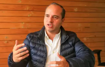 El congresista Juan Espinal, quien preside la comisión quinta, es oriundo de Jericó, donde se vive un conflicto social por cuenta de la llegada de la mina Quebradona, de Anglo Gold Ashanti. FOTO: Esneyder Gutiérrez.