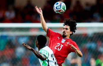Vitinha hace dupla en la mitad del campo de Portugal con Joao Neves. FOTO: X Vitinha