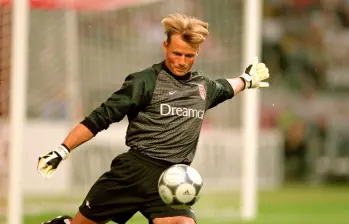 Alexander Manninger, exportero del Arsenal, murió en un accidente de tránsito este jueves, 16 de abril de 2026. FOTO: GETTY