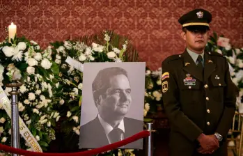 El exvicepresidente llevaba más de 10 años luchando contra un tumor en el cerebro, que afectó su estado de salud desde entonces. FOTO COLPRENSA