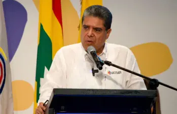 La legitimidad de las próximas elecciones está bajo la lupa tras las declaraciones del contralor general, quien denunció que funcionarios del orden nacional y territorial están buscando incidir en las decisiones de los votantes. FOTO: Colprensa