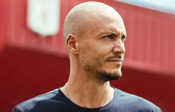 Este es el cuarto equipo del futbol colombiano para David González, de 43 años, quien llegó en reemplazo de Diego Gabriel Raimondi. FOTO: Redes sociales @AmericadeCali