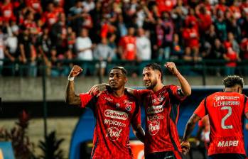 El Medellín consiguió una victoria importante en el estadio metropolitano de Ditaires. Foto: Colprensa