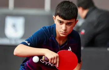 El tenimesista antioqueño Emanuel Otálvaro García se sigue luciendo en los torneos del mundo, esta vez lo hizo en Suecia. FOTO MANUEL SALDARRIAGA