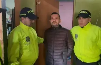 Elder José Arteaga, alias “El Costeño”, capturado en la localidad de Engativá, Bogotá. Foto: captura de video.