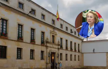 En julio de 2025, la canciller Rosa Villavicencio firmó un decreto que modificó los montos de las primas. Foto: Colprensa y redes sociales. 