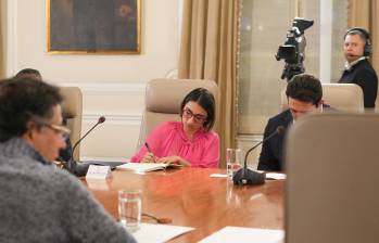 Benedetti y Sarabia fueron claves en la campaña presidencial de 2022. Por eso mismo, ambos han tenido que declarar como testigos ante la Fiscalía, que investiga la presunta financiación ilegal de esa campaña. Foto: Presidencia