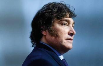 Javier Milei, habló sobre una de sus propuestas más polémicas, la dolarización en Argentina. FOTO: Getty
