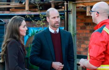 Kate Middleton y el príncipe William durante su visita en Southport, Inglaterra. FOTO: Tomada de Instagram @princeandprincessofwales