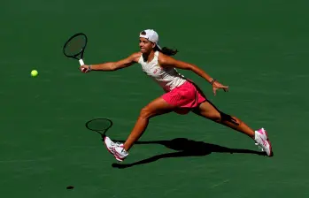 La antioqueña Emiliana Arango Restrepo en acción. En la noche de este lunes buscará el paso al cuadro principal del Open de China. FOTO GETTY 