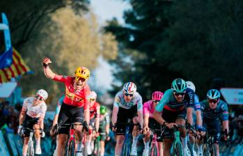 El ciclista danés Magnus Cort celebró el triunfo de la segunda etapa de la Vuelta a Cataluña 2025. Foto: tomada del x de @VoltaCatalunya