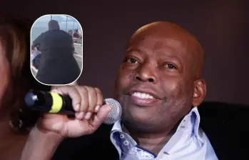 El Faustino ‘Tino’ Asprilla hizo una curiosa petición a Donald Trump desde una lancha. FOTOS: Colprensa - captura de videop