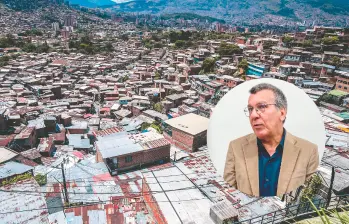 En Medellín se está construyendo menos vivienda de interés social que en capitales como Barranquilla, Cartagena, Cali y Bogotá. En la foto, Carlos Alberto Montoya Correa. FOTO Jaime Pérez