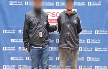 El detenido al momento de su captura por miembros del CTI de la Fiscalía. FOTO: Cortesía.