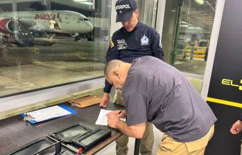 Entre los extraditados se encuentran personas acusadas por delitos de narcotráfico y explotación sexual. FOTO: @DIJINPolicia