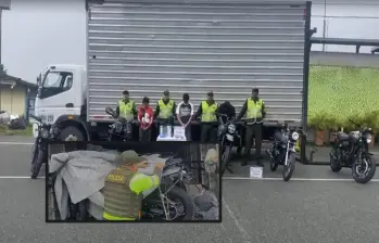 El camión fue detenido en el sector de Versalles en Montebello. FOTO: Cortesía