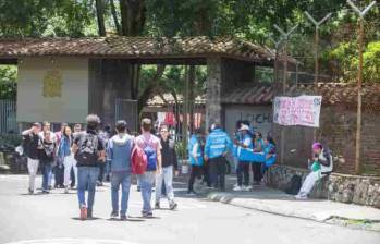 Las inscripciones están abiertas para estudiar en todas las instituciones de educación superior públicas del distrito. Foto: Esneyder Gutiérrez