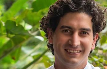 La Universidad EIA nombró a Juan Manuel Restrepo Cadavid como nuevo rector. El exdirector de Educación de Comfama y exrector de CESDE asumirá el liderazgo de la institución tras destacarse por su experiencia en innovación, educación superior y gestión académica. FOTO: CORTESÍA.