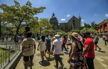 En 2024, Colombia rompió su récord de turismo con casi siete millones de visitantes, lo que representó un aumento del 8,5% con respecto a los 6,2 millones que recibió en 2023. FOTO Camilo Suárez.