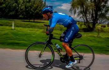 Juan José Florían en competencia durante los campeonatos nacionales de paraciclismo en Bogotá, evento realizado por la Federación de Ciclismo de Colombia. FOTO GETTY 