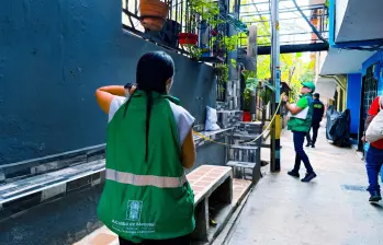 Durante la inspección también fue identificado un lote de propiedad del Distrito sobre el cual se habían realizado intervenciones, pese a que presenta restricciones que impiden cualquier tipo de edificación. FOTO Alcaldía de Medellín.