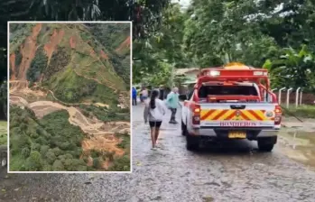 Adelante, recorrido aéreo sobre el río San Juan. Atrás, la zona de Peñalisa afectada por las lluvias. FOTO: Imagen tomada de redes