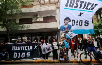 En Argentina siguen pidiendo justicia por la muerte de Maradona. FOTO AFP