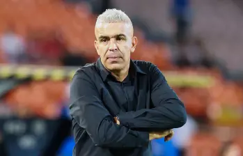 El técnico antioqueño Andrés Orozco, de 46 años, ha logrado crear una idea de juego eficiente con el Envigado durante el segundo semestre de 2025. Ha estado vinculado a la cantera del club. Foto: Manuel Saldarriaga Quintero.