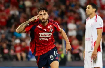 El delantero Francisco Fydriszewski que ajusta dos tantos en los cuadrangulares, comandará la artillería del rojo para el duelo en Barranquilla. FOTO MANUEL SALDARRIAGA 