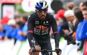 Daniel Martínez está a tres etapas de lograr su segundo podio en la París-Niza. FOTO X-RBH_ProCyclingF