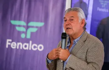 El presidente de Fenalco, Jaime Alberto Cabal, habló sobre la crisis de acceso a medicamentos. FOTO COLPRENSA