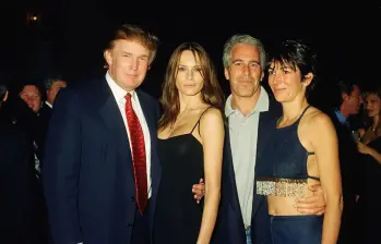 En la foto aparece Donald Trump y su actual esposa, Melania Trump, junto a Jeffrey Epstein y su pareja, Ghislaine Maxwell. Foto: Getty Images