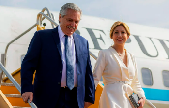 El expresidente de Argentina, Alberto Fernández, y su exesposa y ex primera dama, Fabiola Yáñez. FOTO: AFP/Presidencia de Argentina