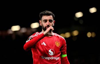 Bruno Fernandes fue el autor del agónico gol (90+2’) con el que Manchester United venció a Rangers por 2-1. FOTO: Tomada de X @ManUtd