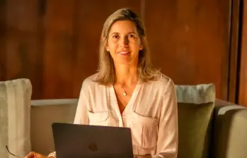 Claudia Cecilia Cárdenas es administradora de empresas de profesión, pero desde hace diez años es profesora de yoga. FOTO: Cortesía.