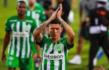 El volante Jorman Campuzano de Atlético Nacional fue elegido como el mejor del año 2025 en votación hecha por los hinchas. FOTO MANUEL SALDARRIAGA