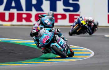 David Alonso cada vez se siente más cómodo en el Mundial de Moto2. FOTO @AsparTeam