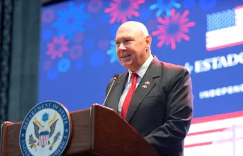 McNamara instó a que haya “pasos concretos” para revertir la tendencia negativa actual en la relación bilateral y evitar una escalada que perjudique los intereses de ambos países, “especialmente los de Colombia”. FOTO: X @USEmbassyBogota