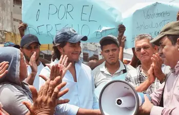 Nicolás Petro visitando pueblos en el Atlántico. FOTO: COLPRENSA