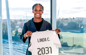 Linda Caicedo renovó su contrato con el Real Madrid hasta junio de 2031. FOTO TOMADA X@realmadridfem