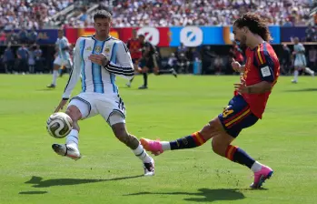 El partido entre España y Argentina se ha ido al alargue donde se han presentado algunas polémicas arbitrales. Foto: Xinhua
