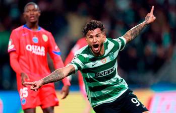 El colombiano Luis Javier Suárez sigue enchufado con el gol, este sábado marcó en el duelo del Sporting de Lisboa ante el Arouca. FOTO GETTY 