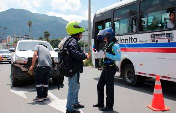 Del total de comparendos, 4.146 fueron por manejar moto sin observar las normas respectivas. FOTO CORTESÍA