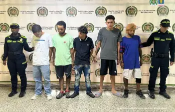 Presuntos integrantes de la banda criminal3 ‘Los Machacos’ fueron capturados en Medellín. FOTO: Cortesía Fiscalía