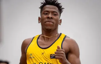 Déiner Guaitoto, de 19 años, hizo parte del relevo de Colombia que ganó oro (38,73) en Juegos Bolivarianos en Lima, Perú-2025. FOTO CORTESÍA
