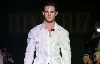 Braden Peters es el rostro más visible de una subcultura dedicada a mejorar el atractivo físico a cualquier costo. FOTO Instagram @clavicular0