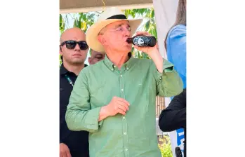 La pola venezolana que se tomó Uribe en Maicao y otros secretos en De Buena Fuente