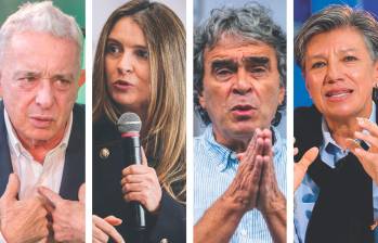 El uribismo —con su líder absoluto, Álvaro Uribe, y la senadora Paloma Valencia— y el centro político —con Sergio Fajardo y Claudia López— fueron dos de los grandes derrotados de la jornada electoral del 31 de mayo. Los primeros anunciaron su apoyo a Abelardo de la Espriella. FOTO El Colombiano
